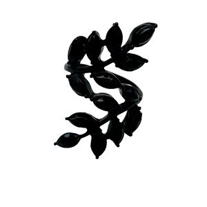 Women’s Black Double Ivy Leaf Ring Size 8